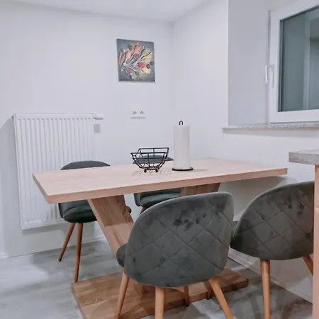 Charmantes Schickes Neuenstadt am Kocher